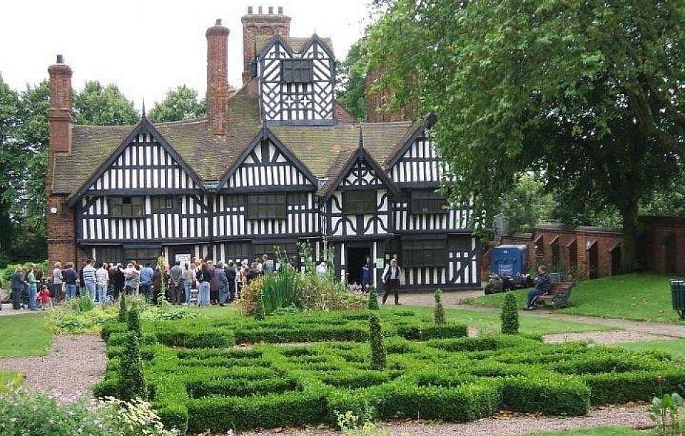 Oak House